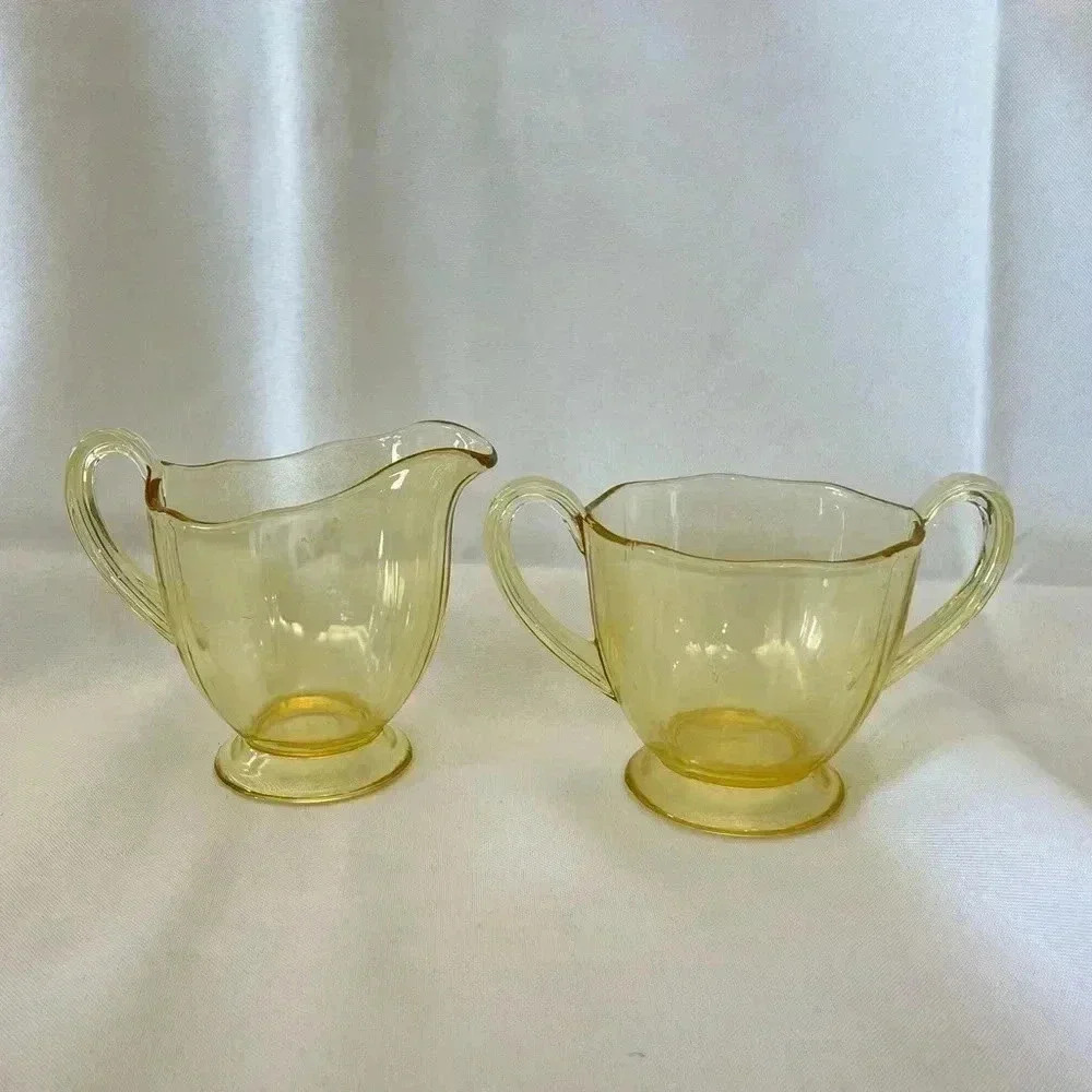 VNTG 1930s Yellow Glass Small Sugar Dish and Creamer Pitcher